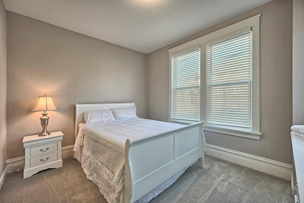 Suites On Seneca - Lovely 2 Bed 1 Bath Apartment Гаррисберг Экстерьер фото
