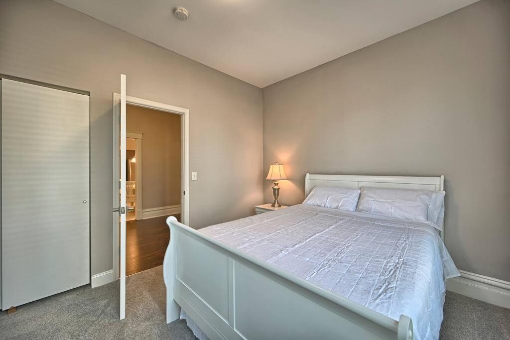 Suites On Seneca - Lovely 2 Bed 1 Bath Apartment Гаррисберг Экстерьер фото